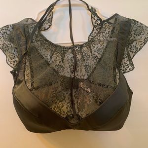 VS Highneck Lined Bra